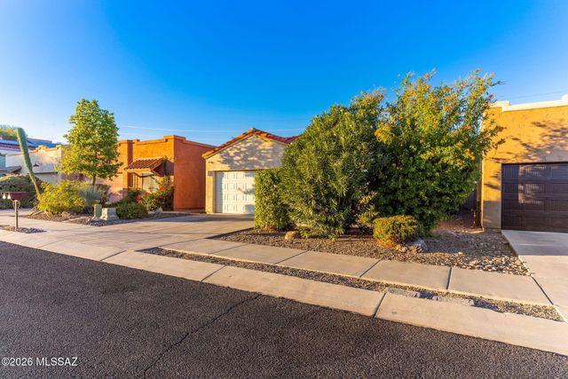 2780 N Bell Hollow Place, Tucson, AZ 85745