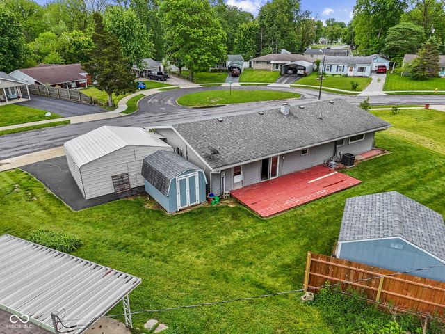 811 Edgewood Drive, Mooresville, IN 46158