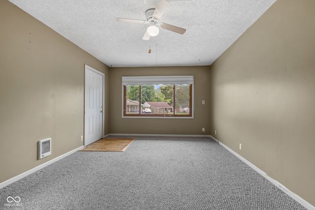 811 Edgewood Drive, Mooresville, IN 46158