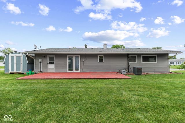 811 Edgewood Drive, Mooresville, IN 46158