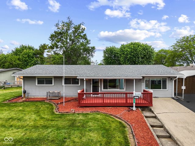 811 Edgewood Drive, Mooresville, IN 46158