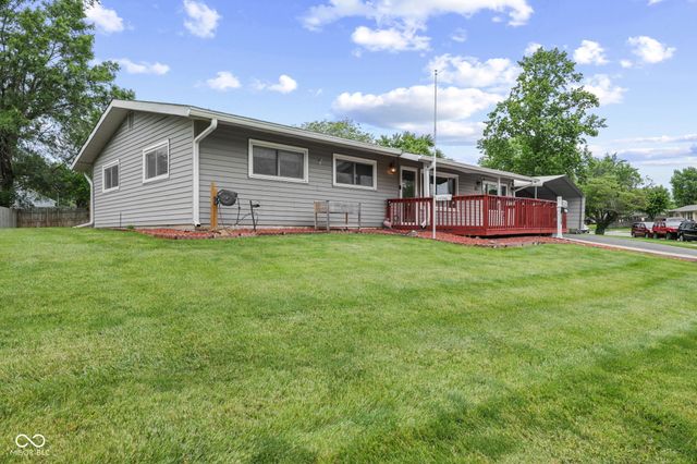 811 Edgewood Drive, Mooresville, IN 46158