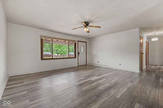 811 Edgewood Drive, Mooresville, IN 46158
