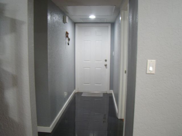 6934 NW 31st Avenue C-13, Fort Lauderdale, FL 33309