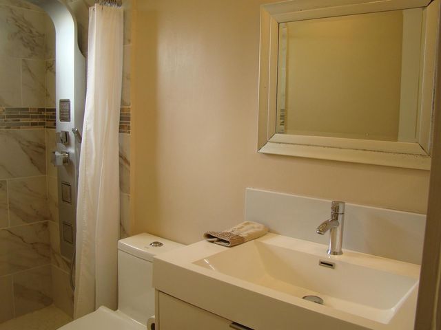 6934 NW 31st Avenue C-13, Fort Lauderdale, FL 33309