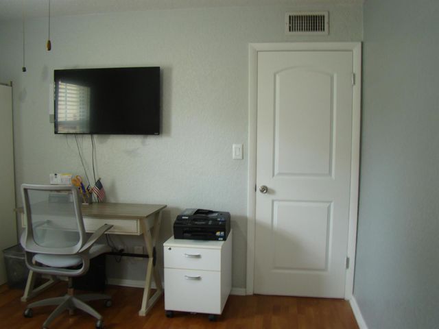 6934 NW 31st Avenue C-13, Fort Lauderdale, FL 33309
