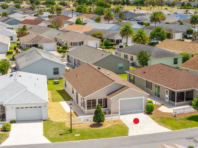 1814 HALLANDALE LANE, The Villages, FL 32162