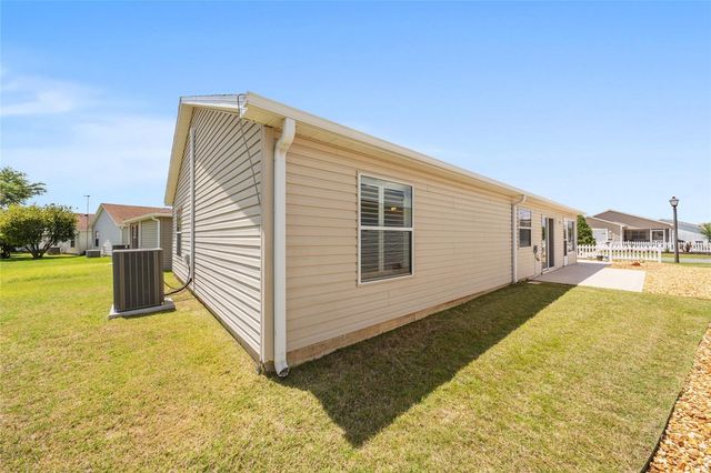 1814 HALLANDALE LANE, The Villages, FL 32162