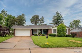 11523 Corlyn Dr, Unincorporated, MO 63138