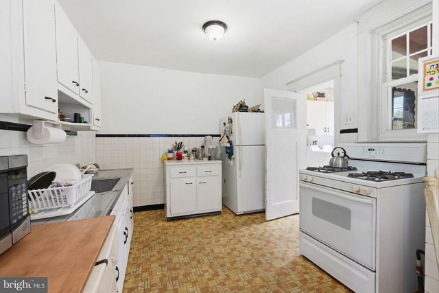 302 BOYER RD, Cheltenham, PA 19012