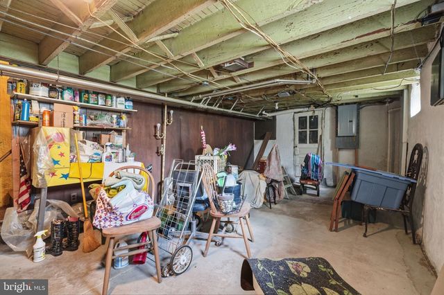 302 BOYER RD, Cheltenham, PA 19012