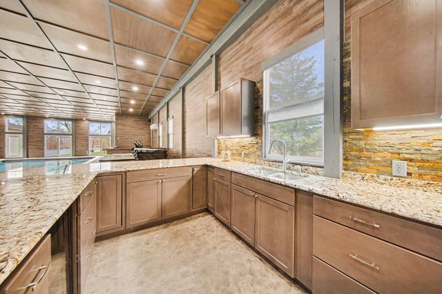 12175 Watkins Road, Brooklyn, MI 49230