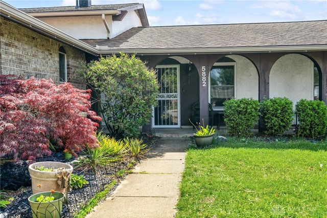 5882 Shady Cove Lane, Trotwood, OH 45426