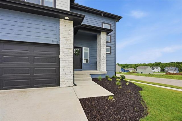 11115 N Glenwood Avenue, Kansas City, MO 64157