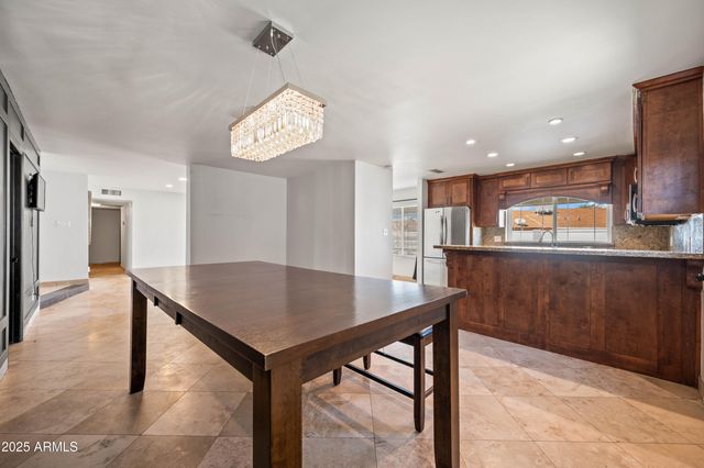 4046 E Hidalgo Avenue, Phoenix, AZ 85040