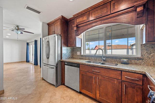 4046 E Hidalgo Avenue, Phoenix, AZ 85040