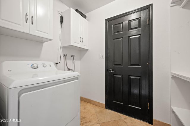 4046 E Hidalgo Avenue, Phoenix, AZ 85040