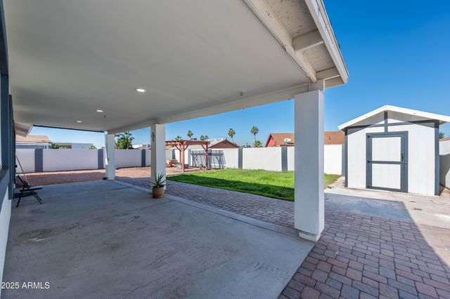 4046 E Hidalgo Avenue, Phoenix, AZ 85040