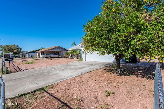 4046 E Hidalgo Avenue, Phoenix, AZ 85040