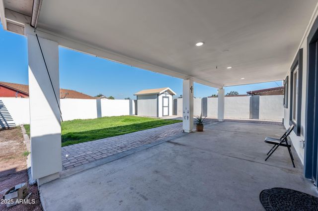 4046 E Hidalgo Avenue, Phoenix, AZ 85040