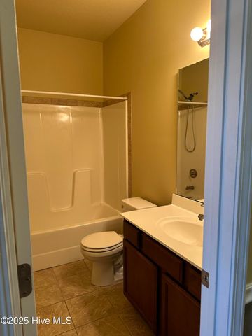 317 Cedar Island Trail, Holly Ridge, NC 28445
