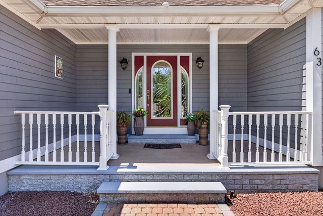63 Ansel White Dr, Acushnet, MA 02743