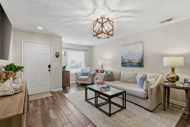 805 William Howard Ct, Nashville, TN 37209