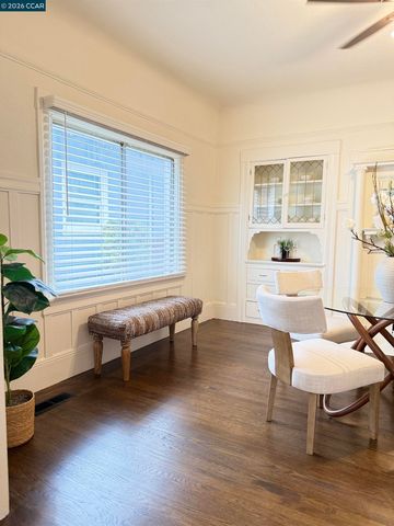 829 Aileen St, Oakland, CA 94608