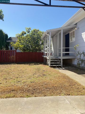 829 Aileen St, Oakland, CA 94608