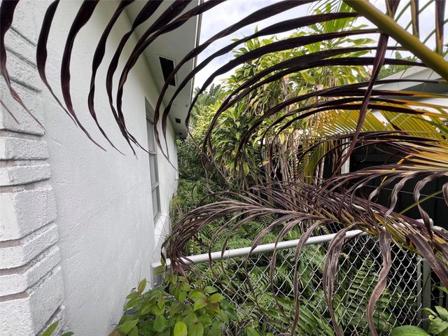 111 NE 47th Street, Oakland Park, FL 33334