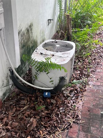 111 NE 47th Street, Oakland Park, FL 33334