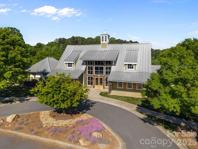 107 Spears Creek Drive, Mooresville, NC 28117