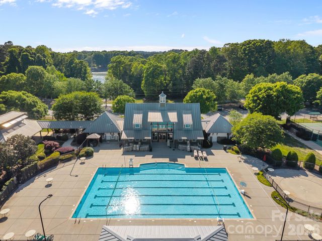 107 Spears Creek Drive, Mooresville, NC 28117
