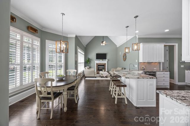 107 Spears Creek Drive, Mooresville, NC 28117