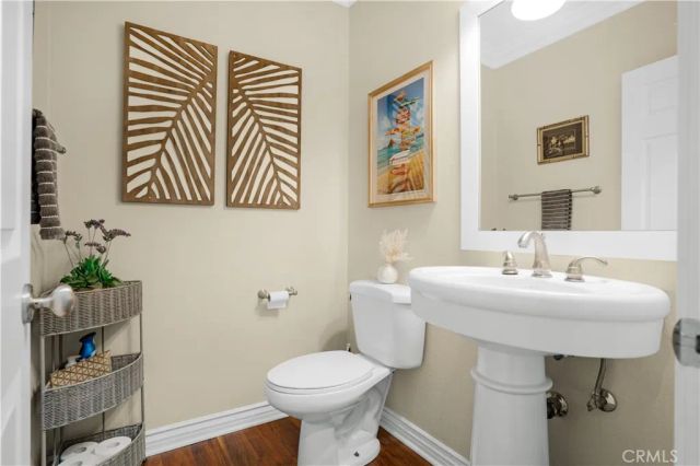 22700 Running Rabbit Court, Canyon Lake, CA 92587