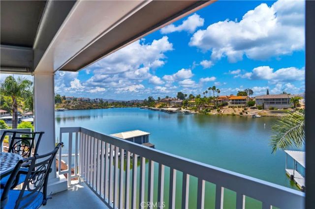 22700 Running Rabbit Court, Canyon Lake, CA 92587