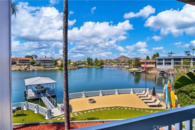 22700 Running Rabbit Court, Canyon Lake, CA 92587