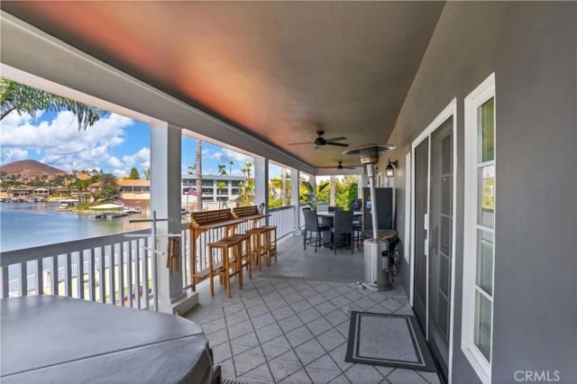22700 Running Rabbit Court, Canyon Lake, CA 92587