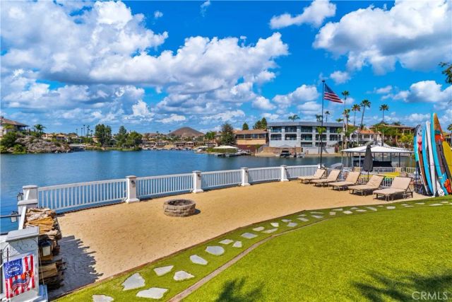 22700 Running Rabbit Court, Canyon Lake, CA 92587