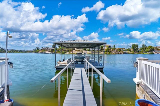 22700 Running Rabbit Court, Canyon Lake, CA 92587