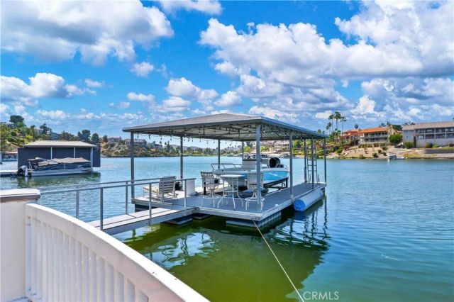 22700 Running Rabbit Court, Canyon Lake, CA 92587