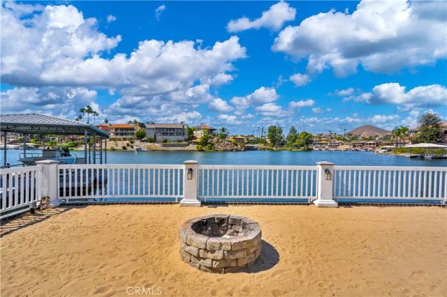 22700 Running Rabbit Court, Canyon Lake, CA 92587