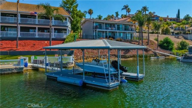 22700 Running Rabbit Court, Canyon Lake, CA 92587