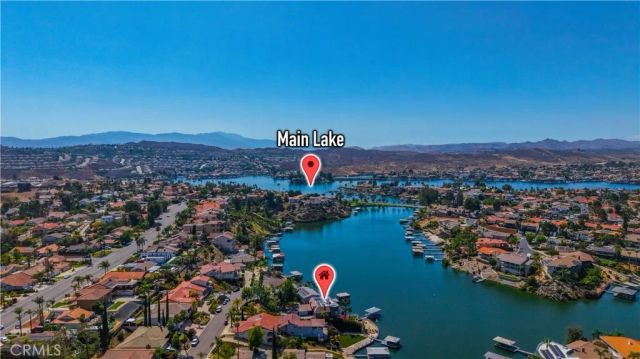 22700 Running Rabbit Court, Canyon Lake, CA 92587