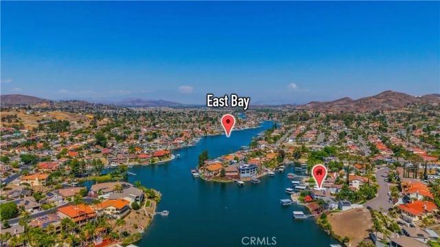 22700 Running Rabbit Court, Canyon Lake, CA 92587