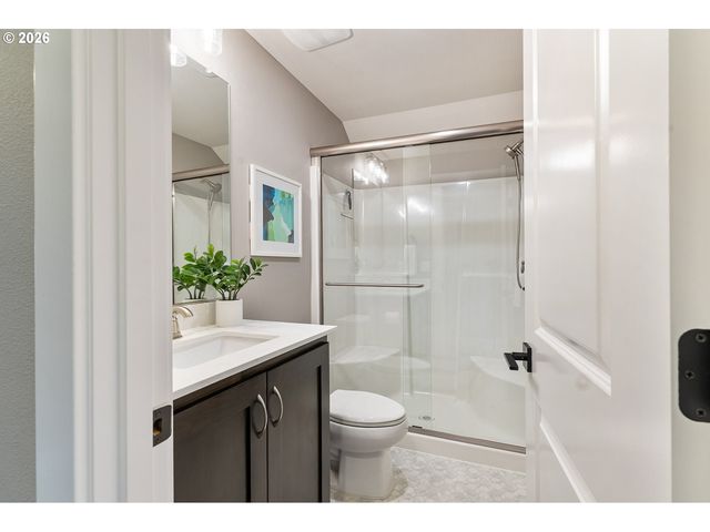 10874 Sw TEAL CREST Pl, Portland, OR 97223
