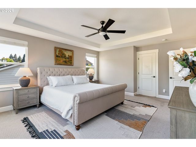 10874 Sw TEAL CREST Pl, Portland, OR 97223