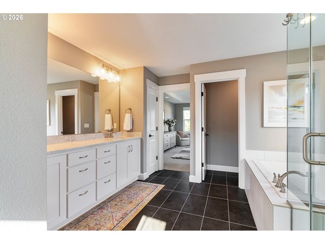 10874 Sw TEAL CREST Pl, Portland, OR 97223