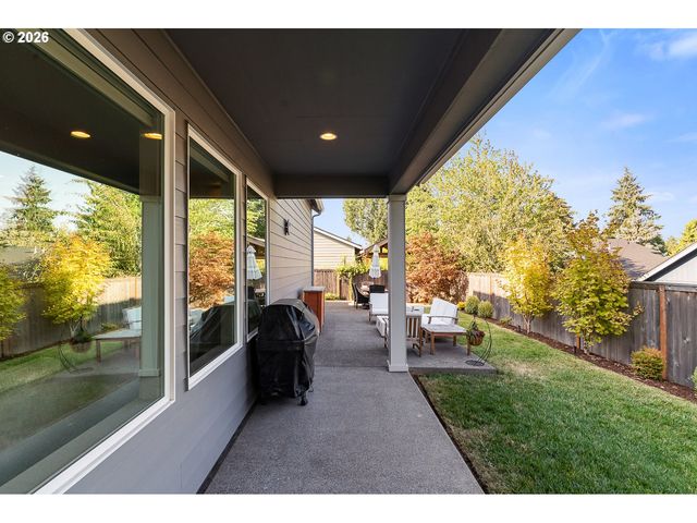 10874 Sw TEAL CREST Pl, Portland, OR 97223