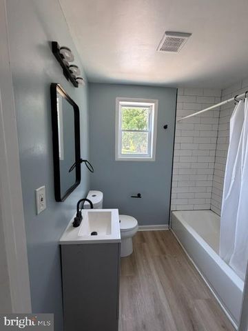 307 OBERLE AVE, Essex, MD 21221
